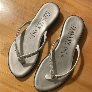 Italian Shoemakers Silver Sandals with Metallic Finish and Sleek Straps